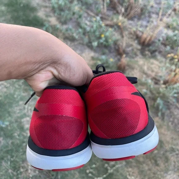 Nike Flex 2016 Run Shoes Men’s US 11 Red / Black 830369-600 - Picture 2 of 8